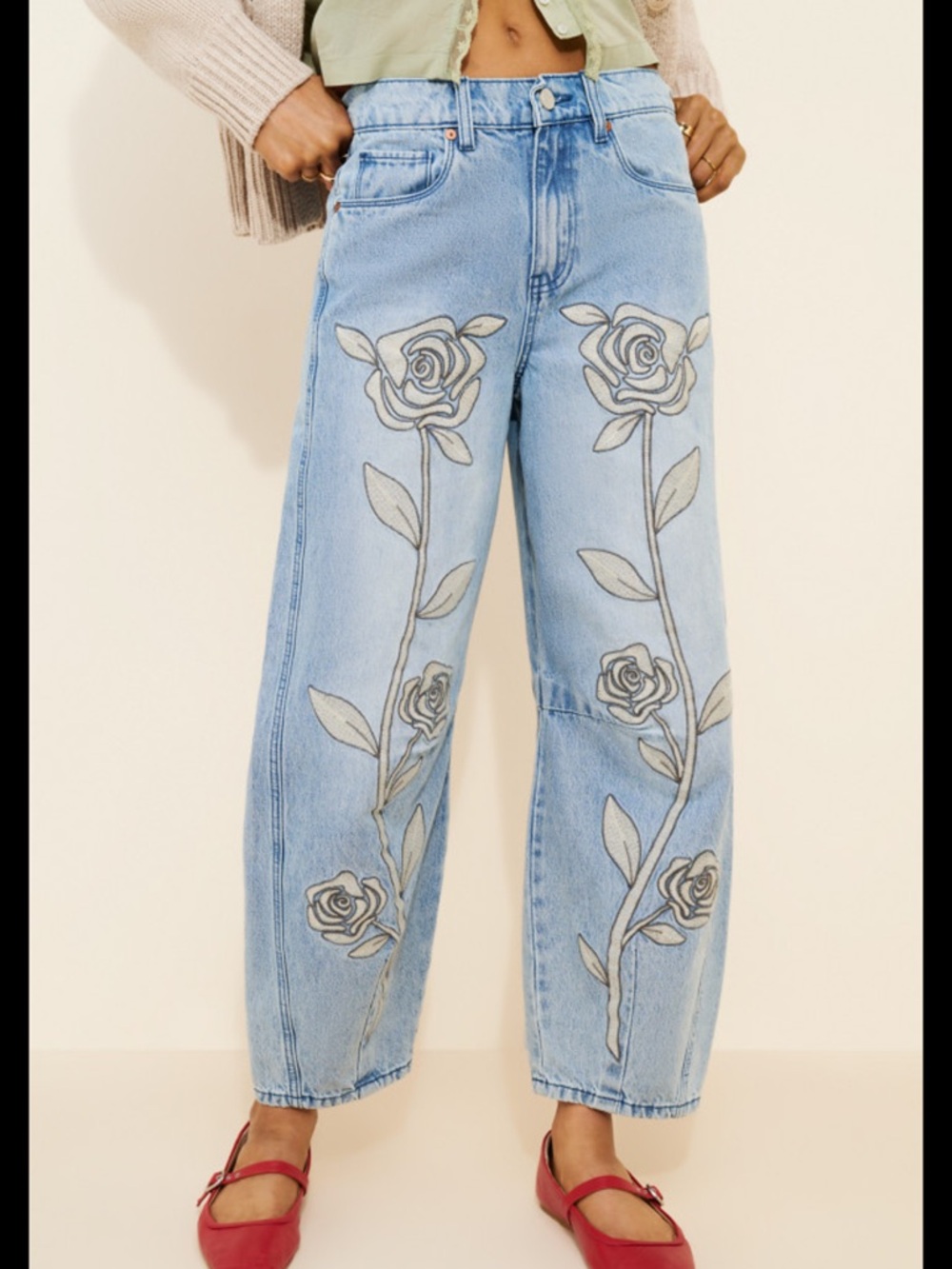 NWOT Blank NYC Together Again Mid-Rise Patchwork Floral Barrel Jeans Light Wash